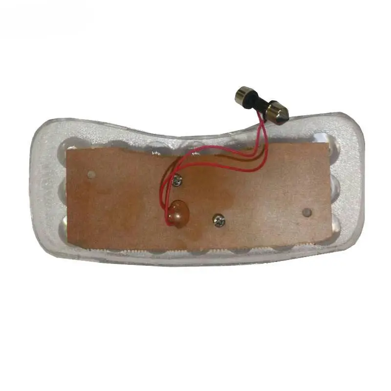 چراغ سقف و صندوق خودرو تک لایت مدل AM 5964 مناسب برای ساینا مجموعه 2 عددی